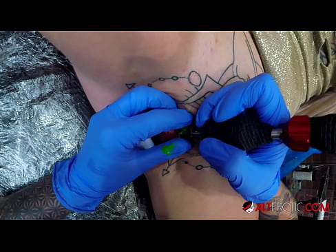 ❤️ tattooed ທີ່ສຸດ Hottie Sully Savage ໄດ້ຮັບ tattoo ສຸດ clitoris ຂອງນາງ ️❌ ຮູບໂປ້ fb ຢູ່ທີ່ພວກເຮົາ lo.teatroporno.ru% ﹏